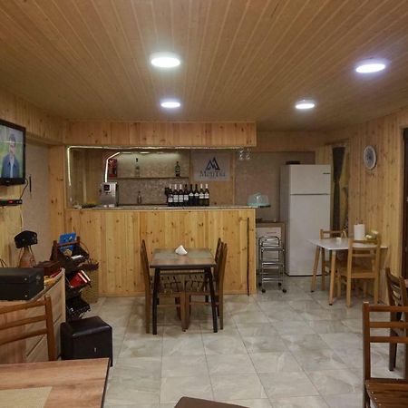 Bed and Breakfast Metitsa Juta Exterior foto